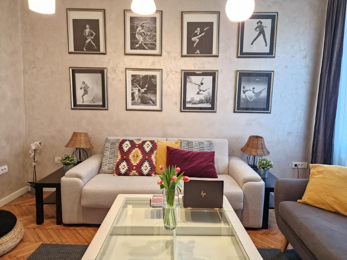 Urban Downtown Apartment Belgrado Exterior foto